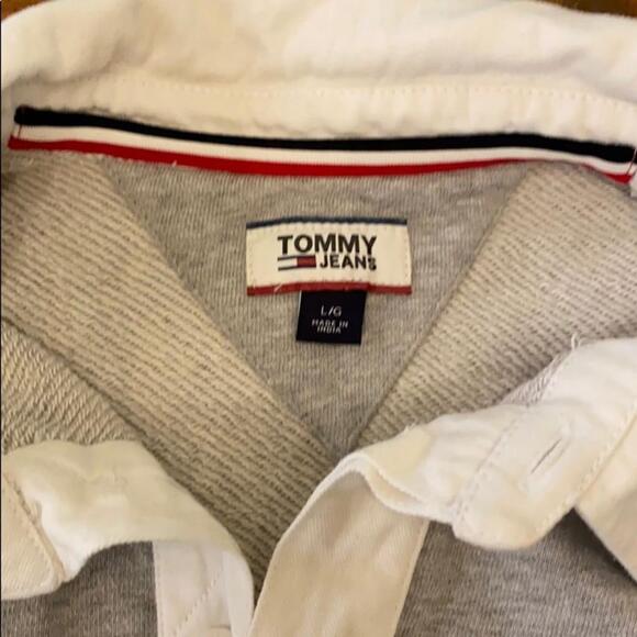 Women’s Tommy Jean Sweater - Picture 3 of 6